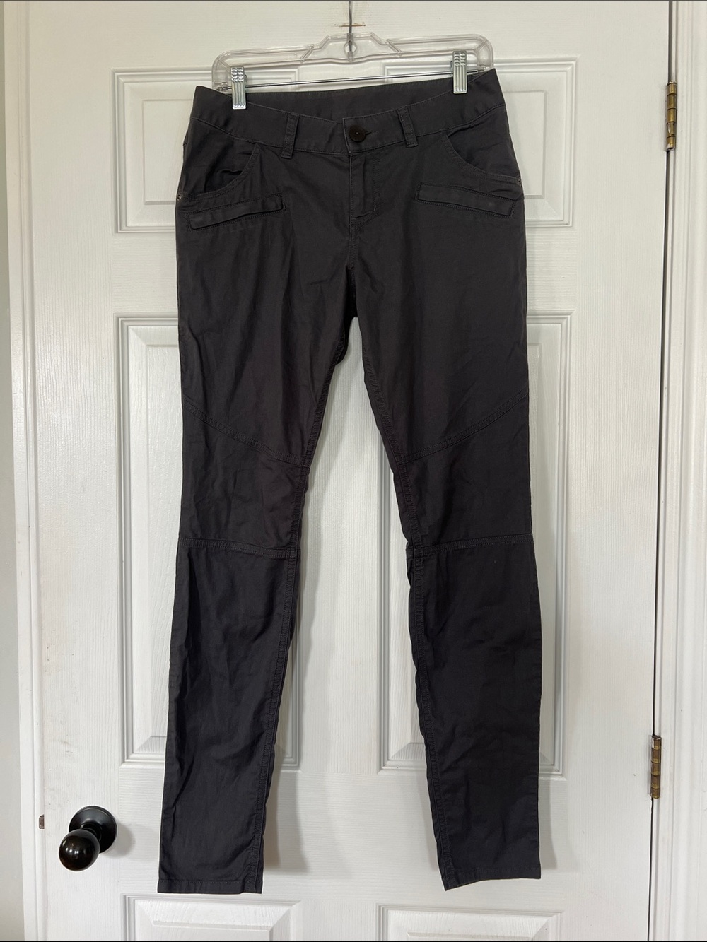 MEC Women's Charcoal Skinny Utility pants